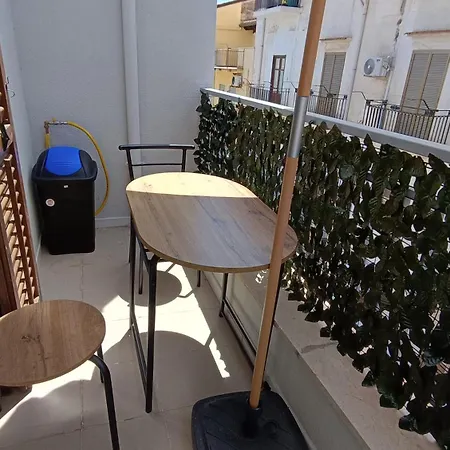 Casa Francesca 2 Lofty Apartment *